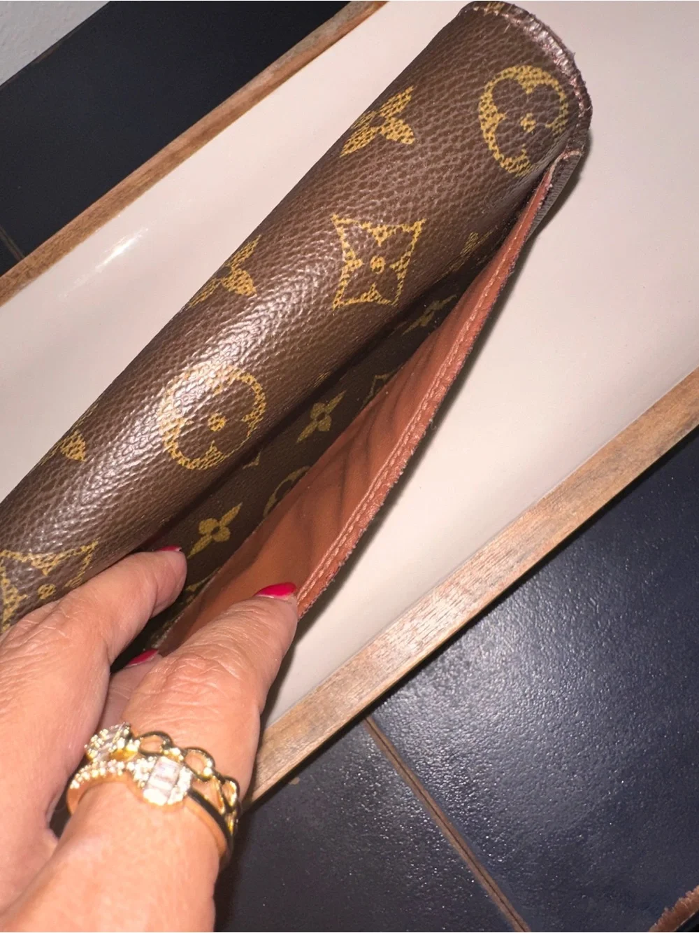 Louis Vuitton Monogram Sarah Envelope Wallet